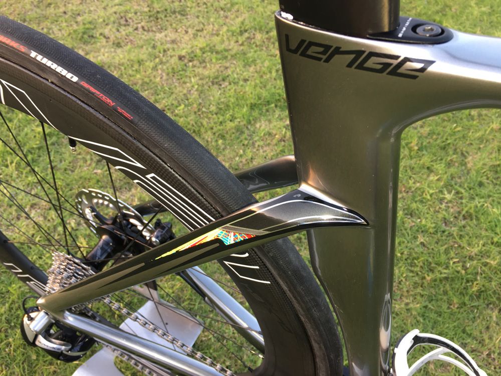 The seat stays are also coloured