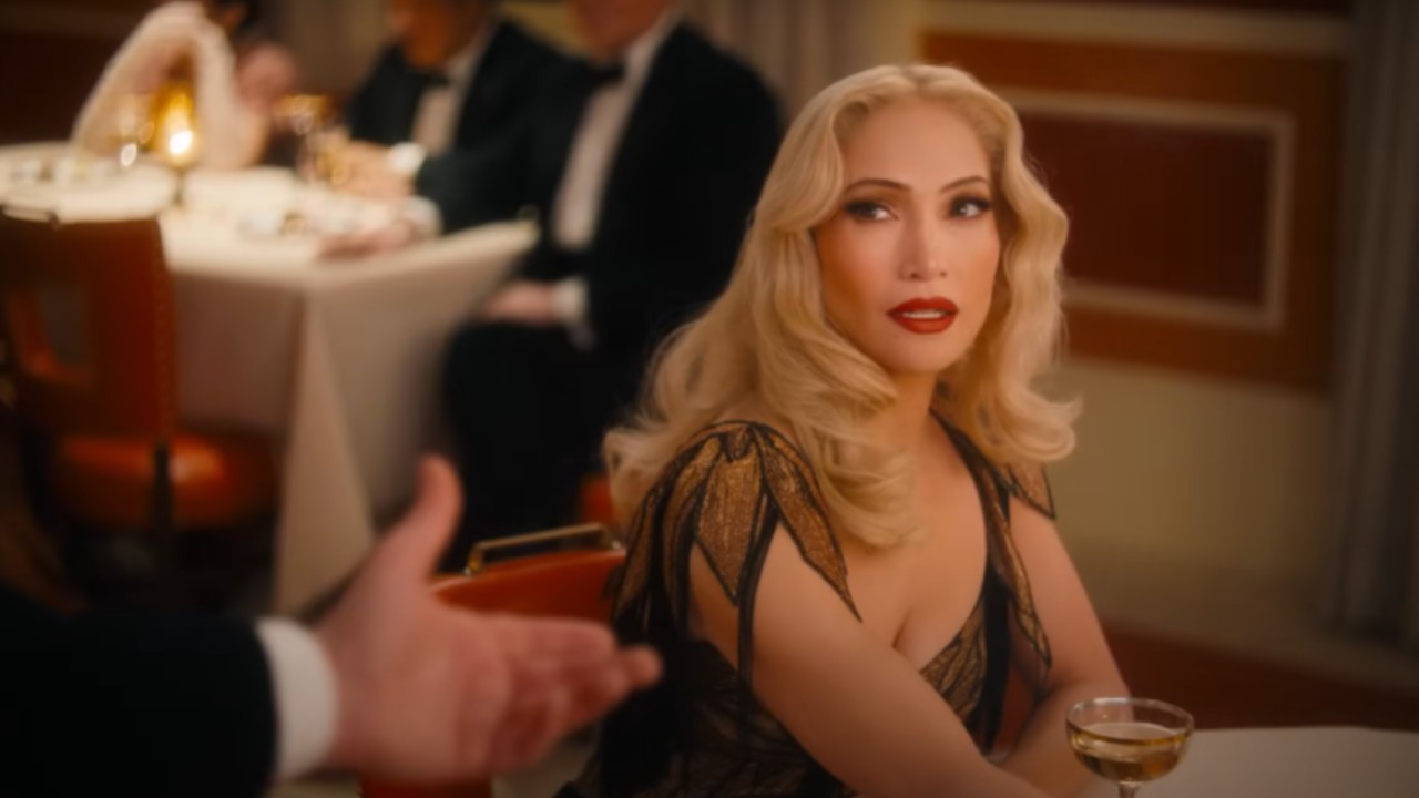 Jennifer Lopez with blonde hair in The Kiss of the Spider-Woman.