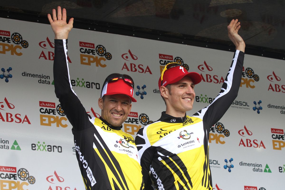 Christophe Sauser and Jaroslav Kulhavy in the lead