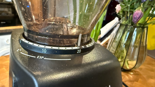 a closeup of the baratza encore esp grind dial