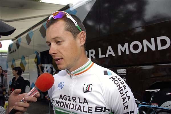 Nicolas Roche (AG2R La Mondiale) speaks to the media.