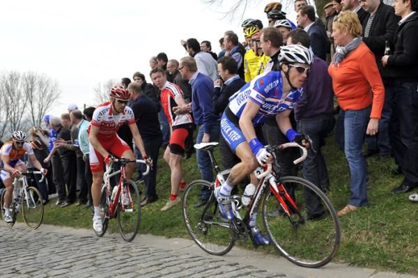 Sylvain Chavanel (Quick Step) climbs the Patersberg.