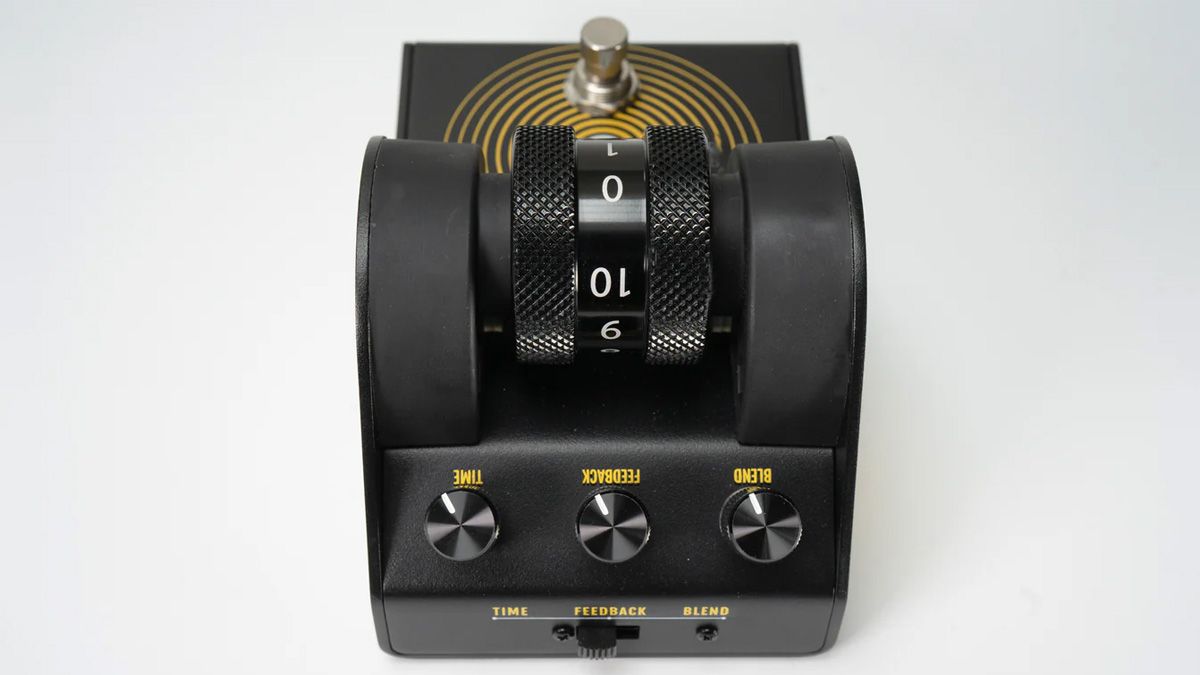 Third Man Hardware x Black Mountain Roto-Echo: the roller wheel equipped delay pedal is a compact and performance-friendly stompbox that's available in black or limited edition white. Jack White has used it onstage and in the studio during the sessions for No Name.