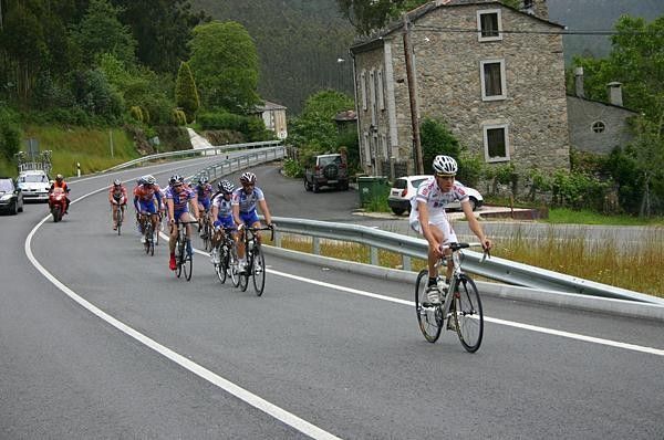 David Nelson and Steven Van Vooren going for KOM points