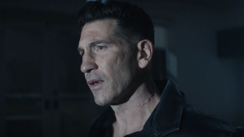 Jon Bernthal&#039;s Punisher looking out a window in the middle of a citywide blackout