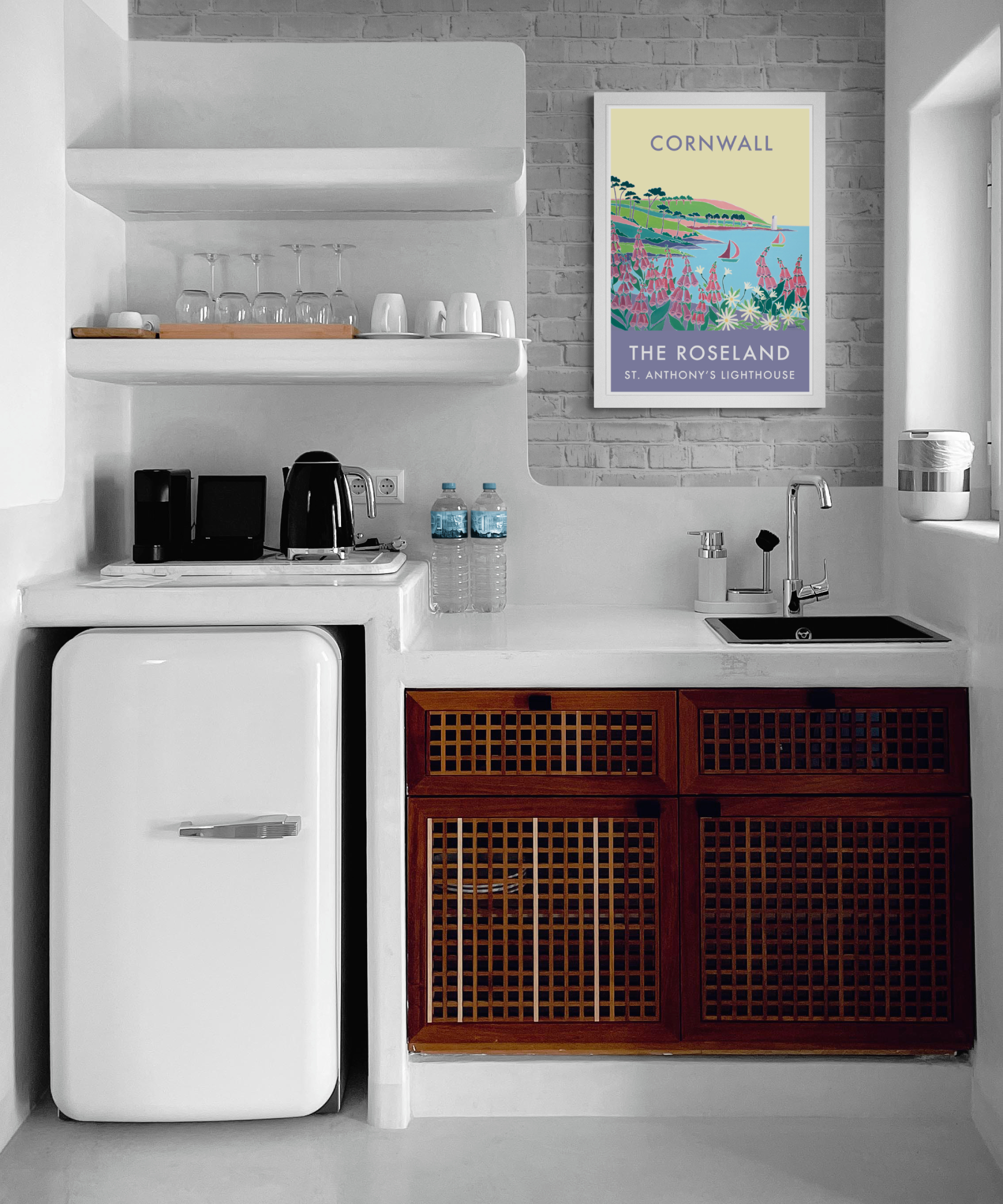 small utility area with moulded worktop and freestanding small fridge