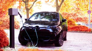 How to charge an electric car at home