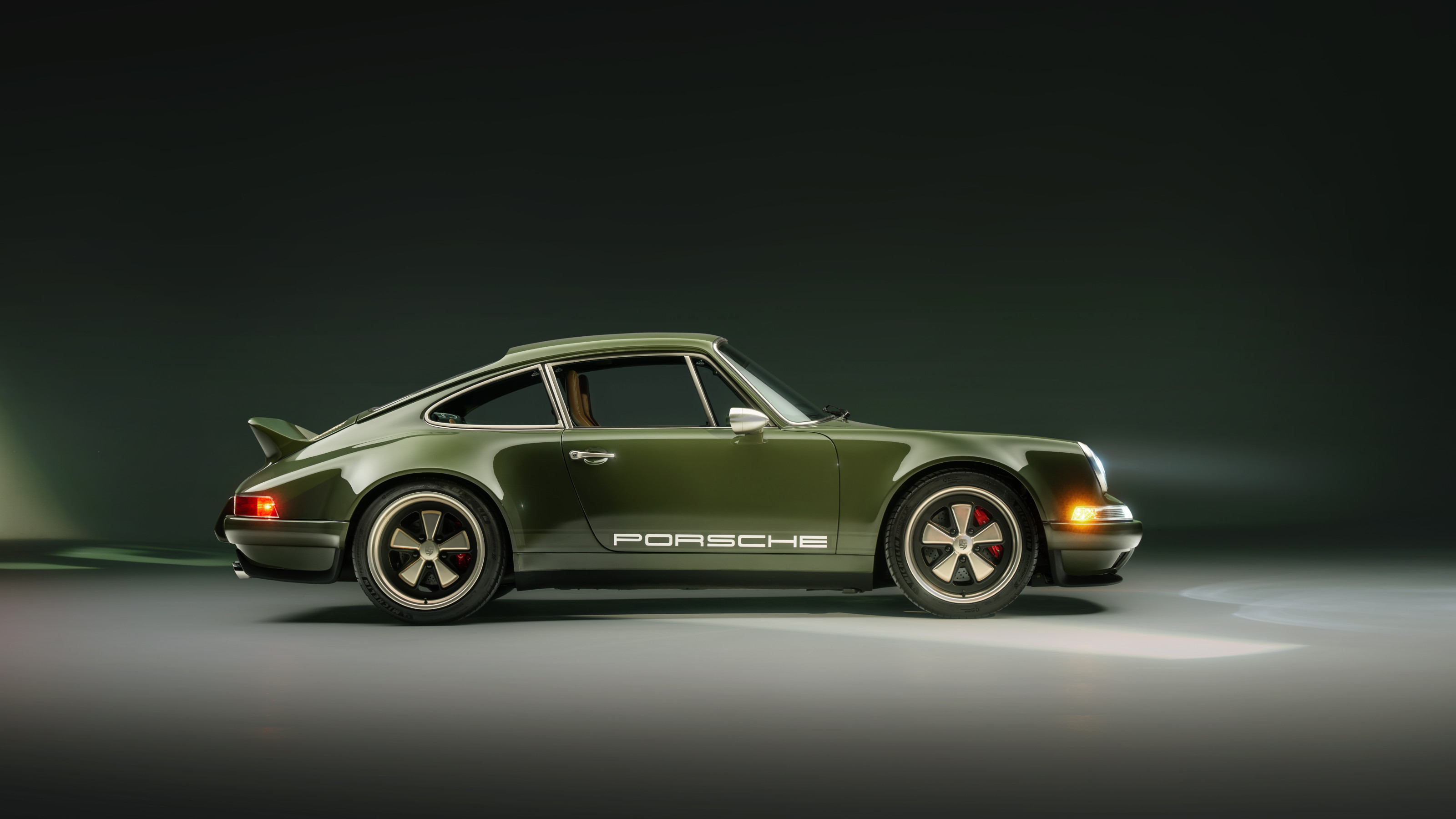 Porsche 911 by Theon Design