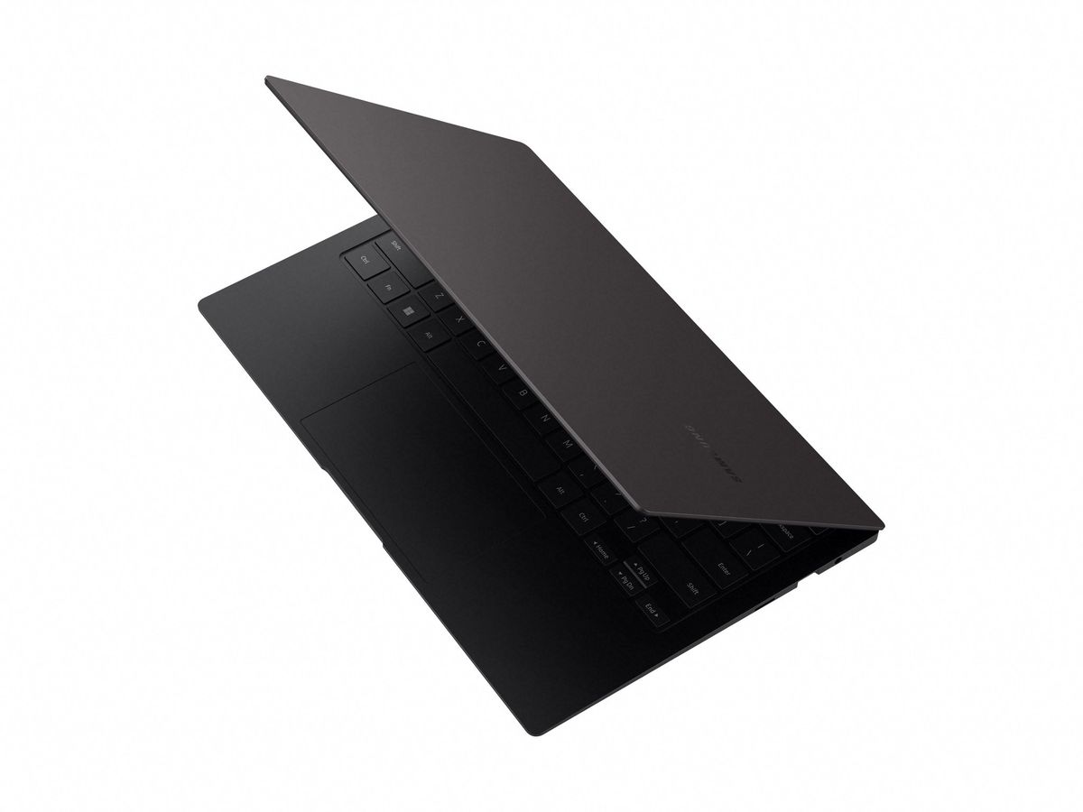 Samsung Galaxy Book2 Pro 0samsung Galaxy Book2 Pro 13 Wifi Us Graphite 016 Dynamic4 Hi Final