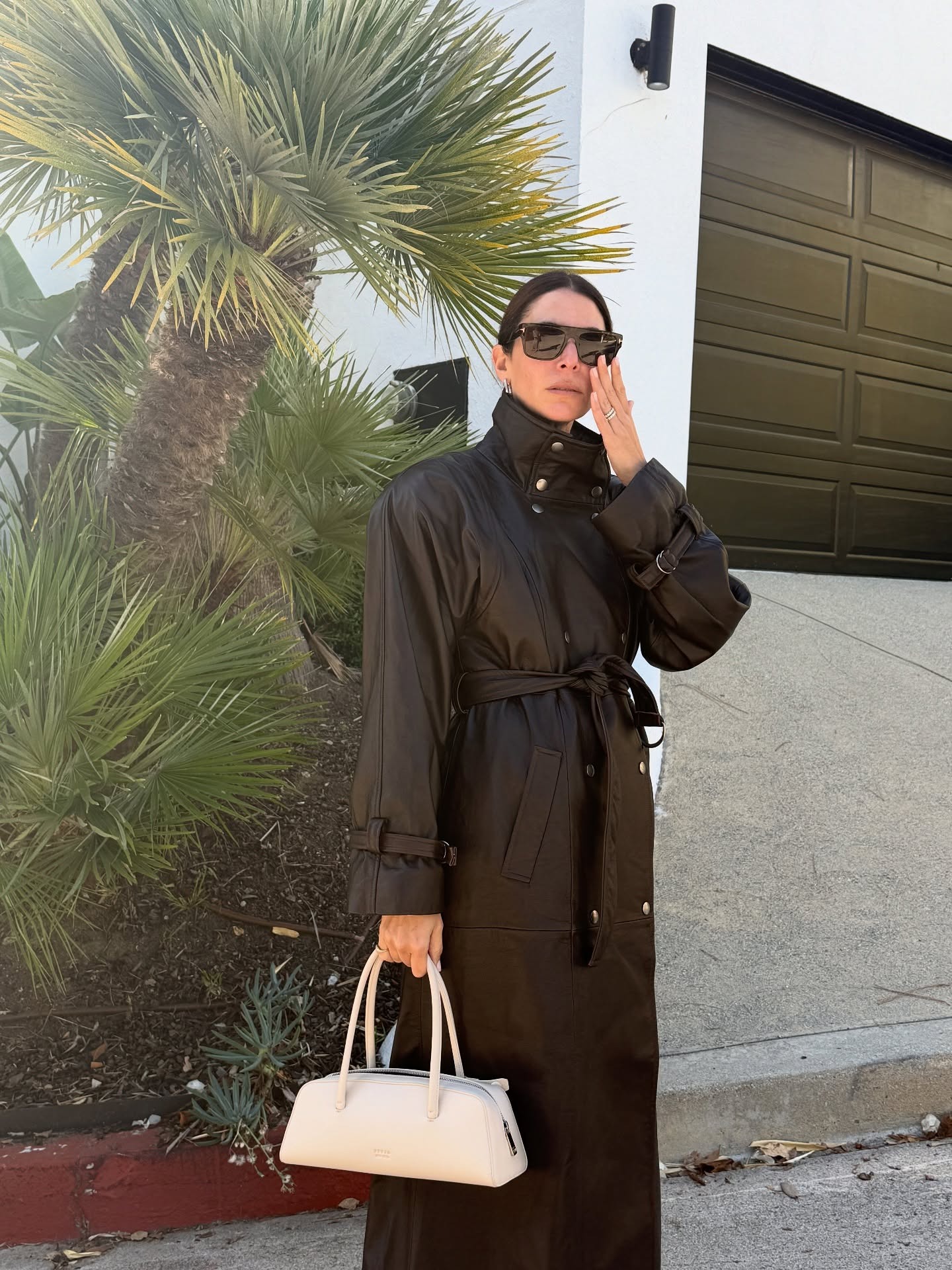 @jen_wonders classic fall outfit photo