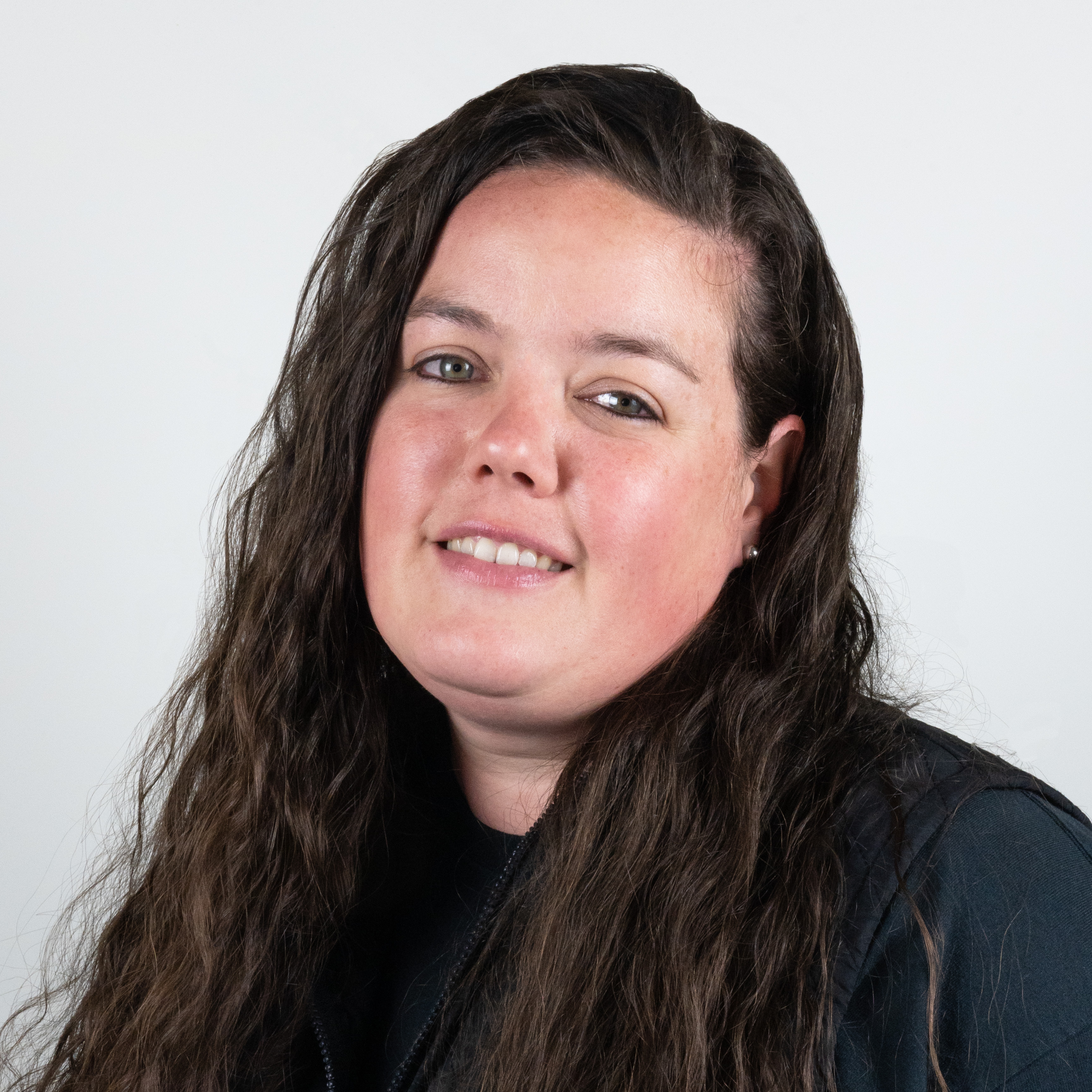 Stephanie Waltz Headshot