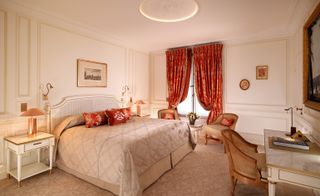 Pompadour Suite Le Meurice - Bedroom