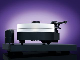 Pro-Ject RPM 10.1 turntable