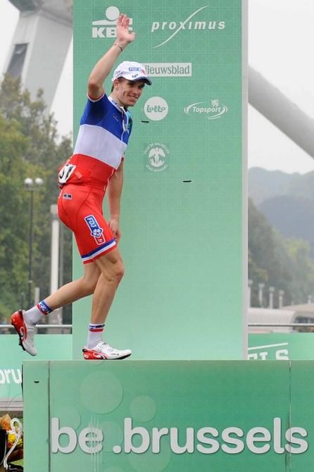Arnaud D&eacute;mare (FDJ) steps onto the podium