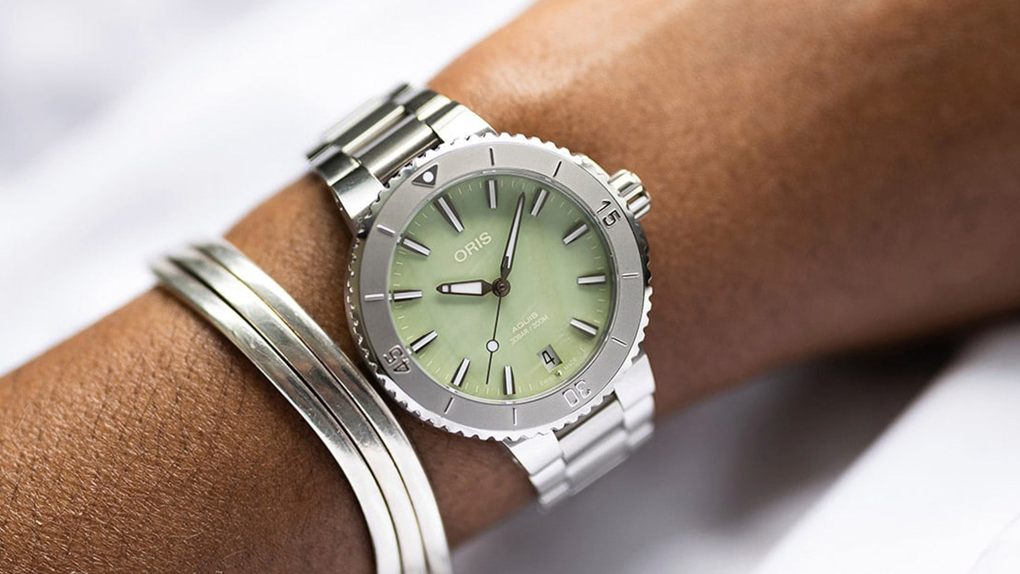 Oris Aquis Date