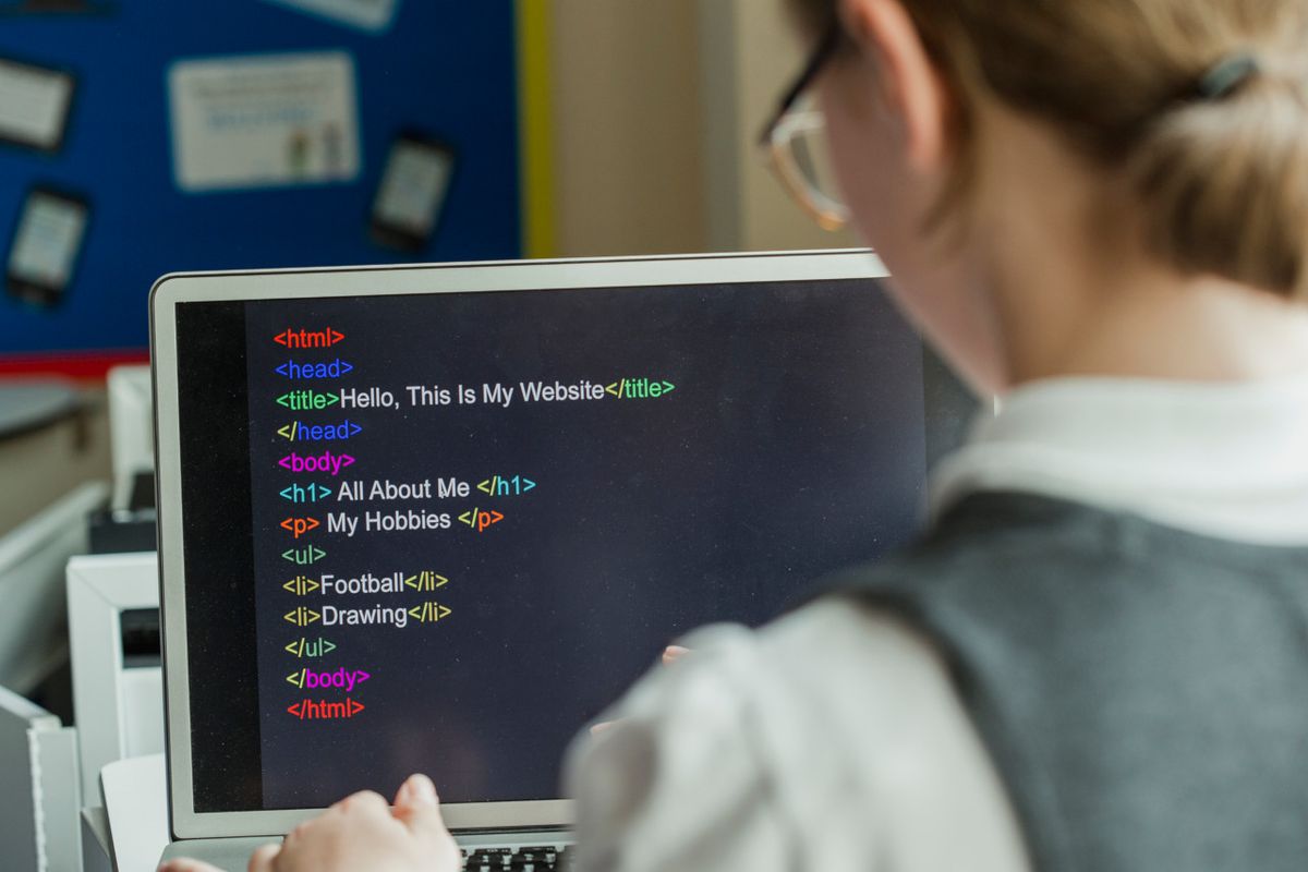 Coding Classes for Kids - A complete guide to online computer programming  courses.