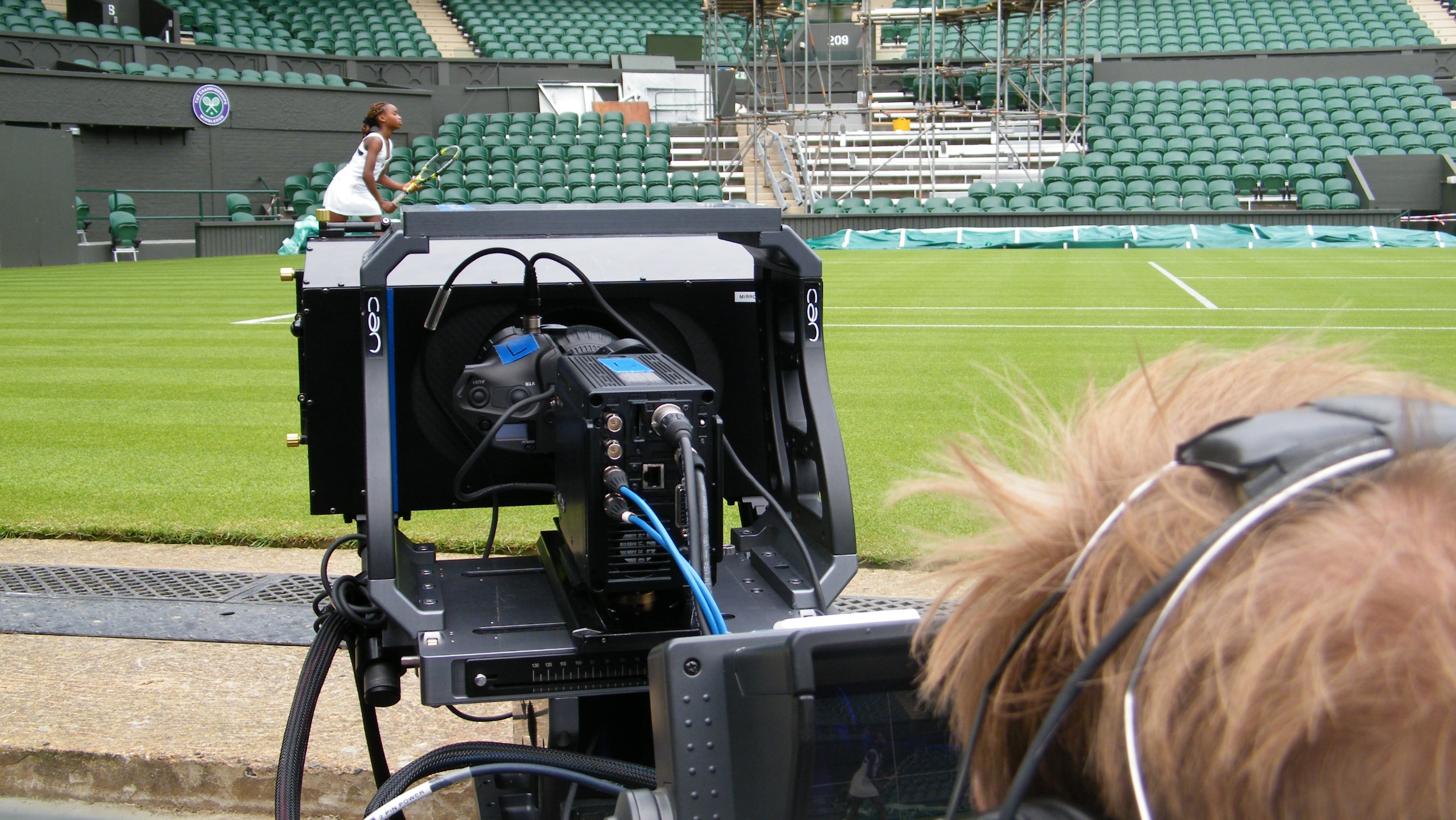 Mo Twitter, Mo Problems: Wimbledon probes Farah&#039;s Centre Court filming