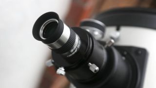 Celestron Starsense explorer 8-inch dobsonian close up view of eyepiece