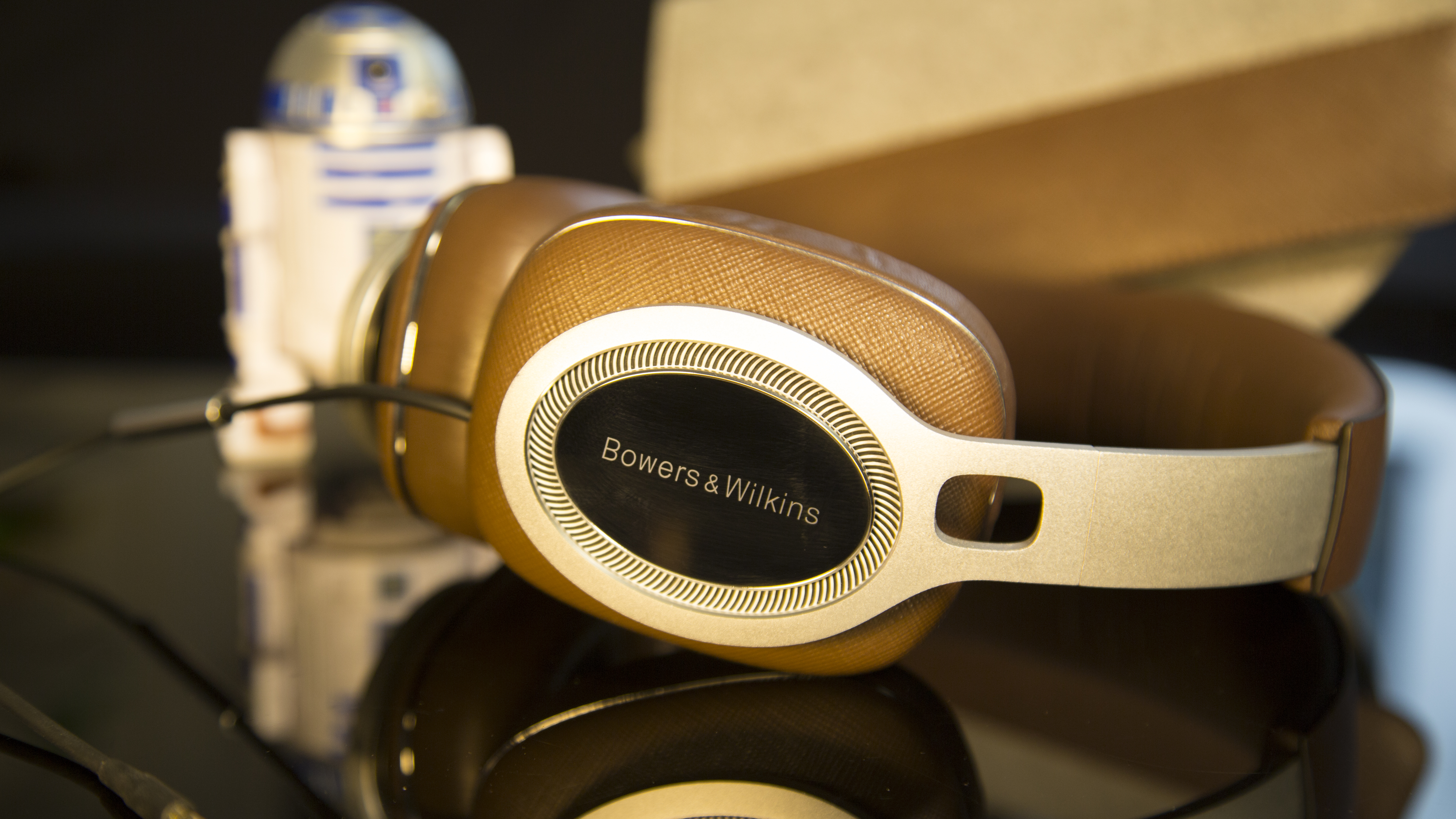 Bowers & wilkins p9 best sale signature headphones