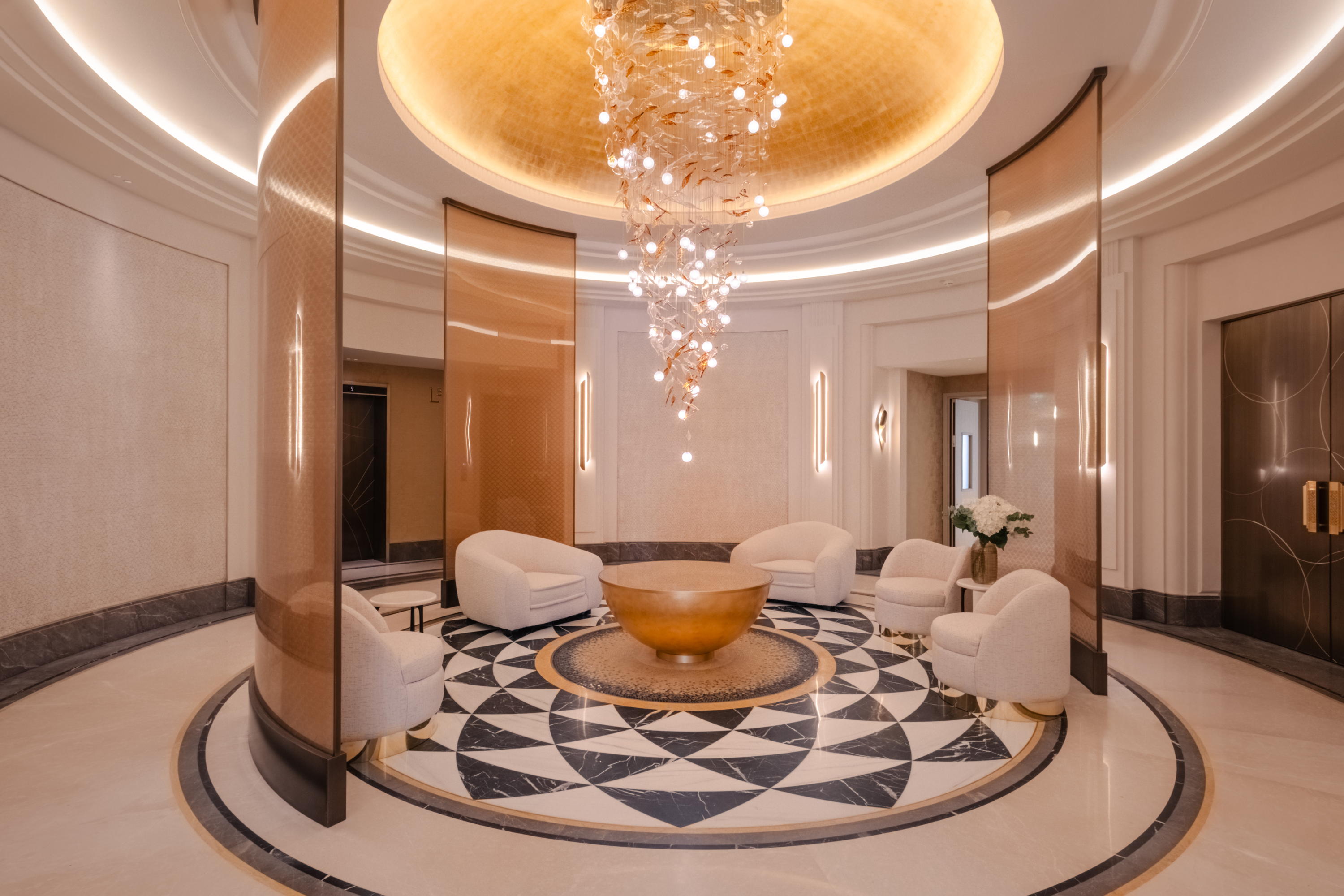 Hotel Le Provençal and the Ella Fitzgerald apartment