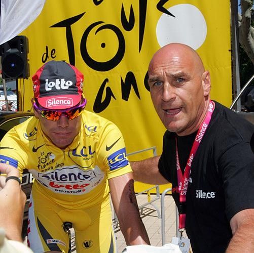 Cadel Evans (Silence-Lotto) with his ever present bodyguard Serge Borlee.