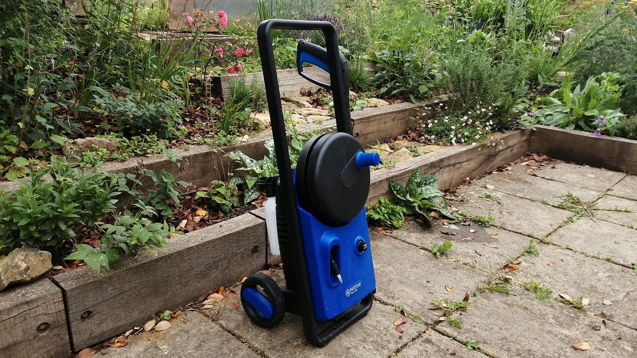 Nilfisk Core 140 pressure washer review