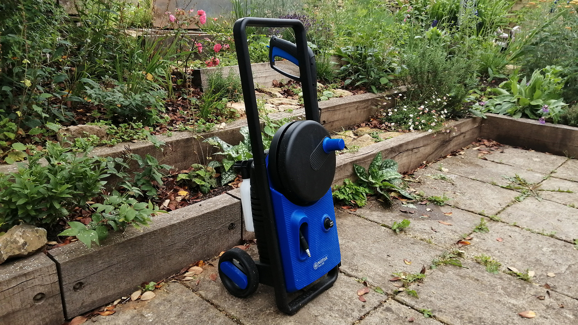 Core pressure washer review: a decent budget buy | T3