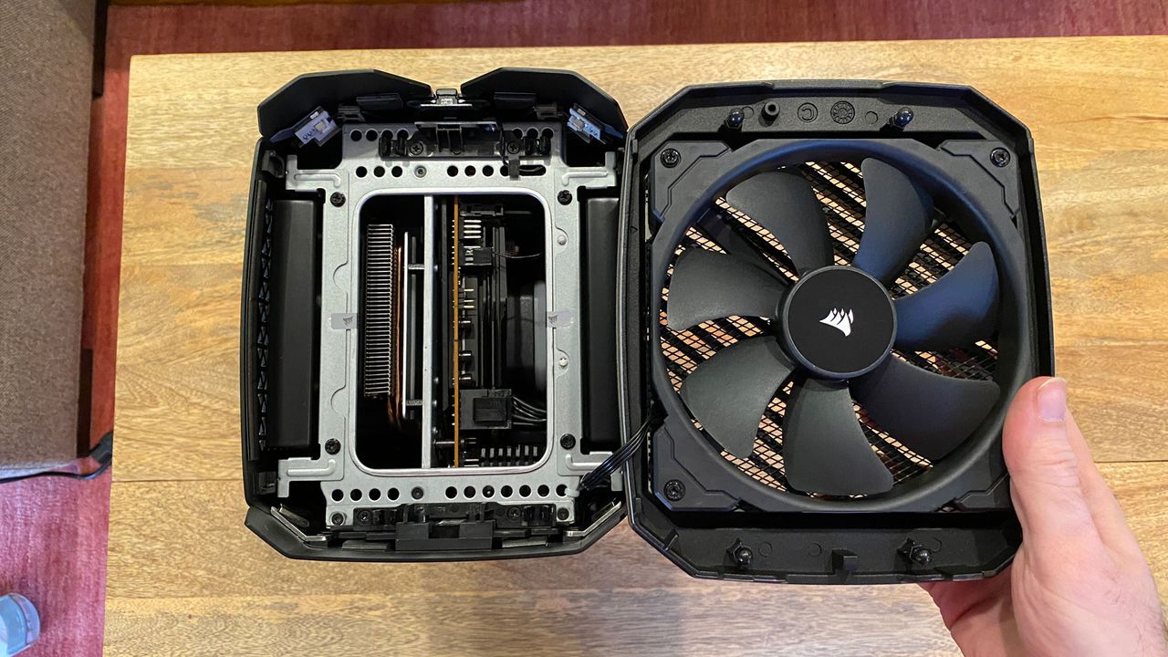Corsair One i300