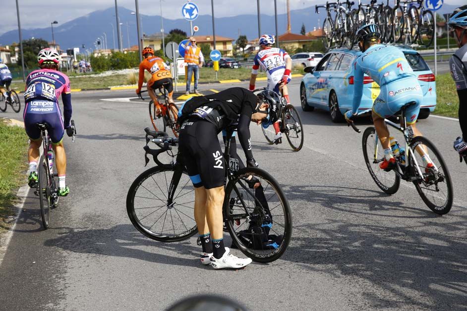 A small problem for Mikel Nieve