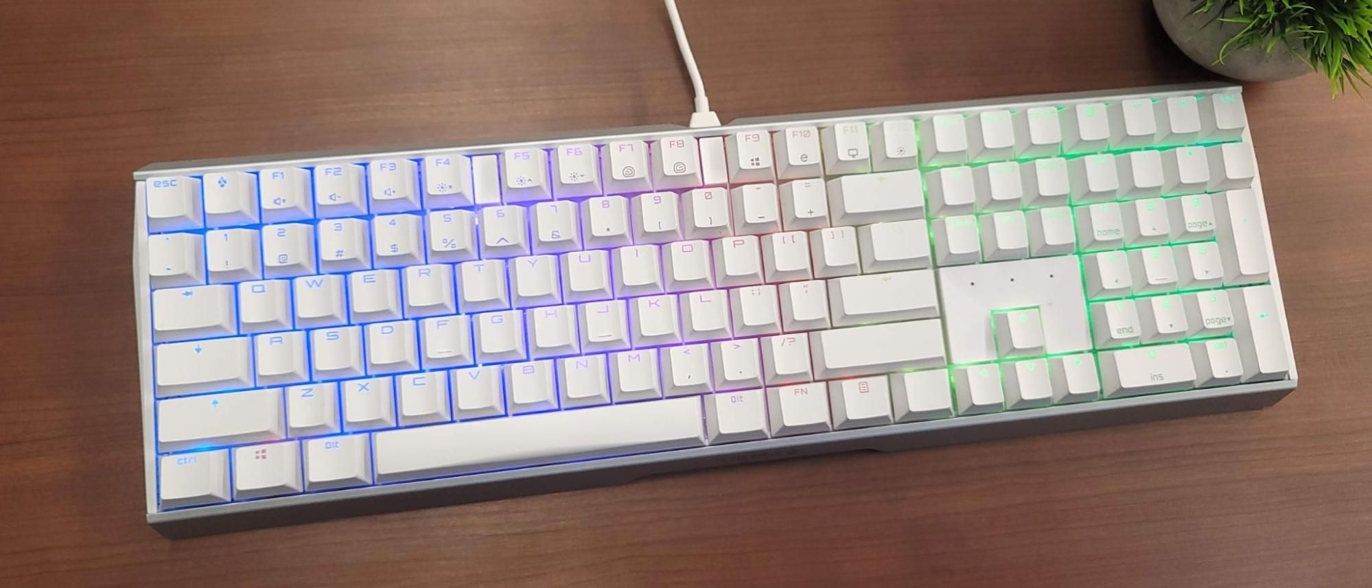 Cherry MX Board 3.0 S Keyboard Review: Bling and Ping | Tom's Hardware