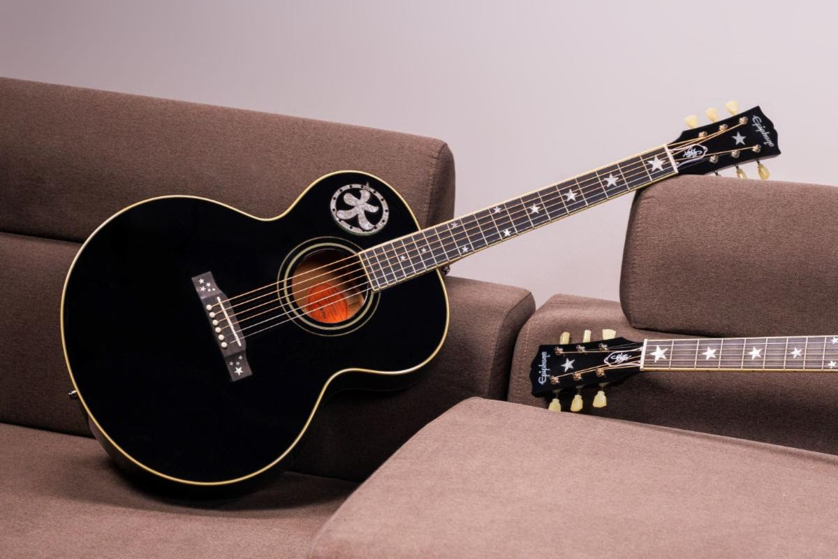 Inspired by Gibson Custom WoWkie Da J&amp;#8209;180 acoustic