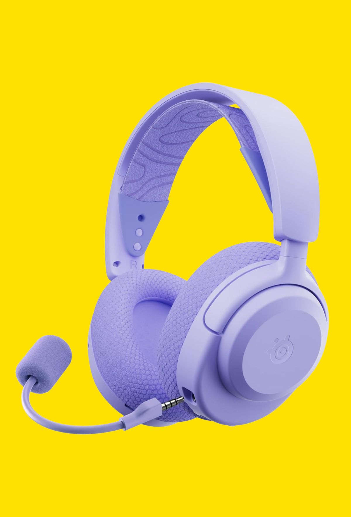 SteelSeries Nova 3X on a yellow background