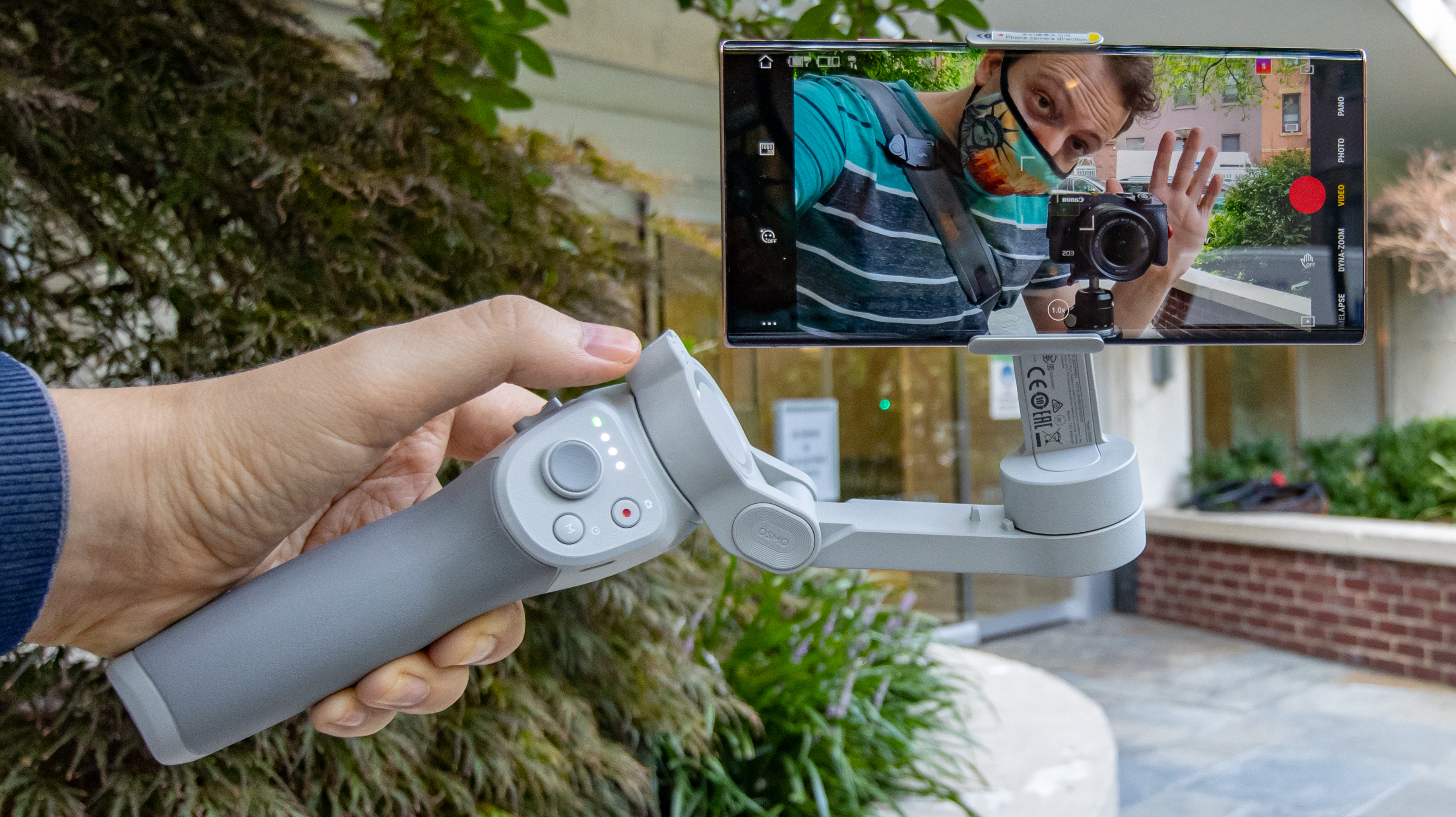 DJI Osmo Mobile 4 Review: Vlogger Extraordinaire