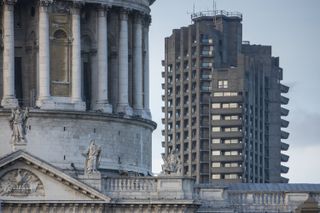 ... ir viršūnė 600 mm