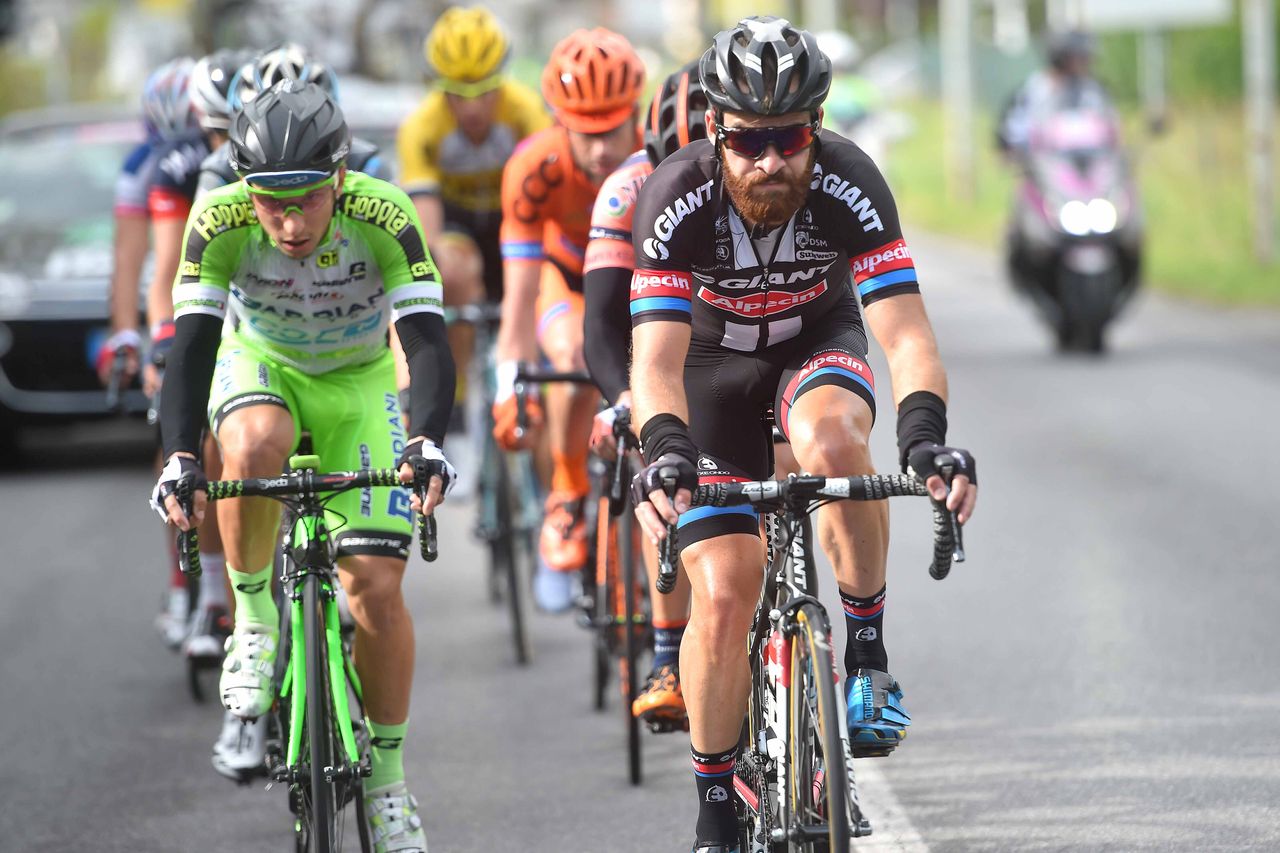 Simon Geschke got into the break