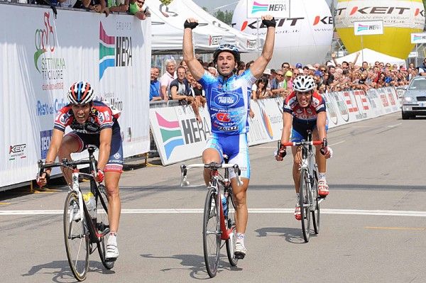 Gianmario Pedrazzini (Firenze Petroli Gragnano) wins the Italian Championships for riders without contract.