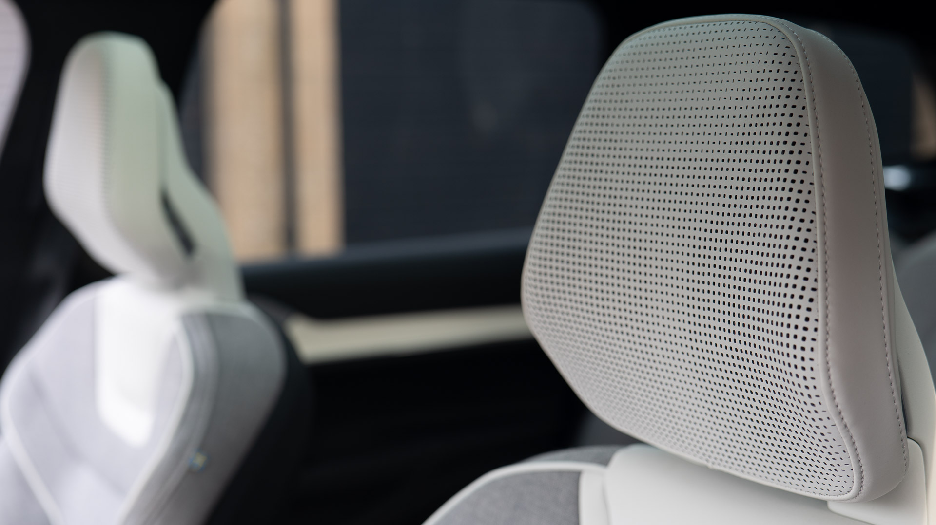 Volvo EX90 with Bowers &amp;amp; Wilkins sound