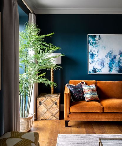 An urban-chic home in Somerset with a clever color palette | Homes ...