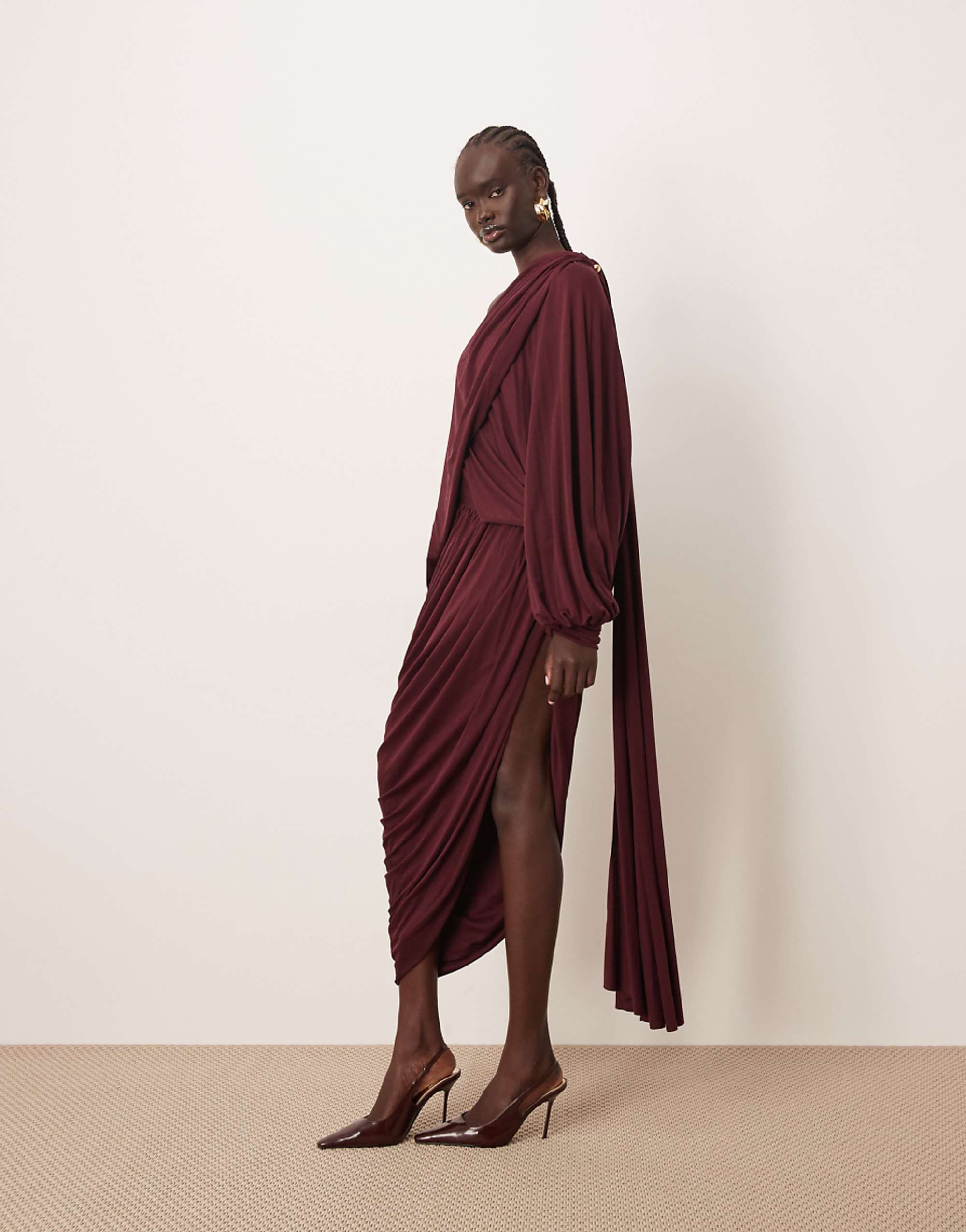 Arrange Fallen Shoulder Draped Midi Dress With Train Back in Burgundy