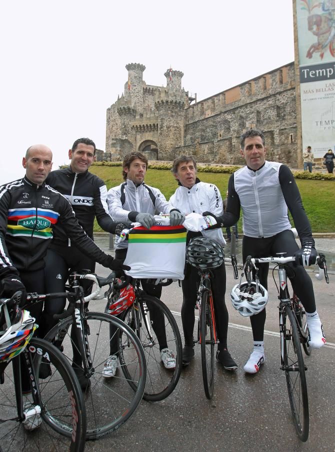 Igor Astarloa, Abraham Olano, Oscar Freire, Pedro Delgado and Miguel Indurain test the 2014 Worlds course in Ponferrada.