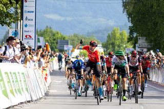 Phil Bauhaus (Bahrain Victorious) wins stage 1 of the Tour of Slovenia in 2021