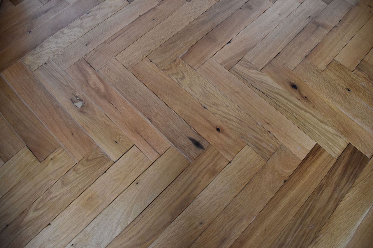 The finished herringbone floor with oiling