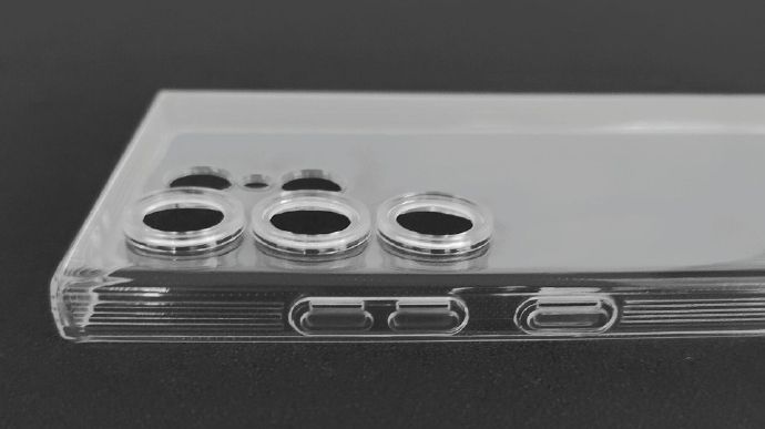 A leaked image of a case for the Samsung Galaxy S24 Ultra