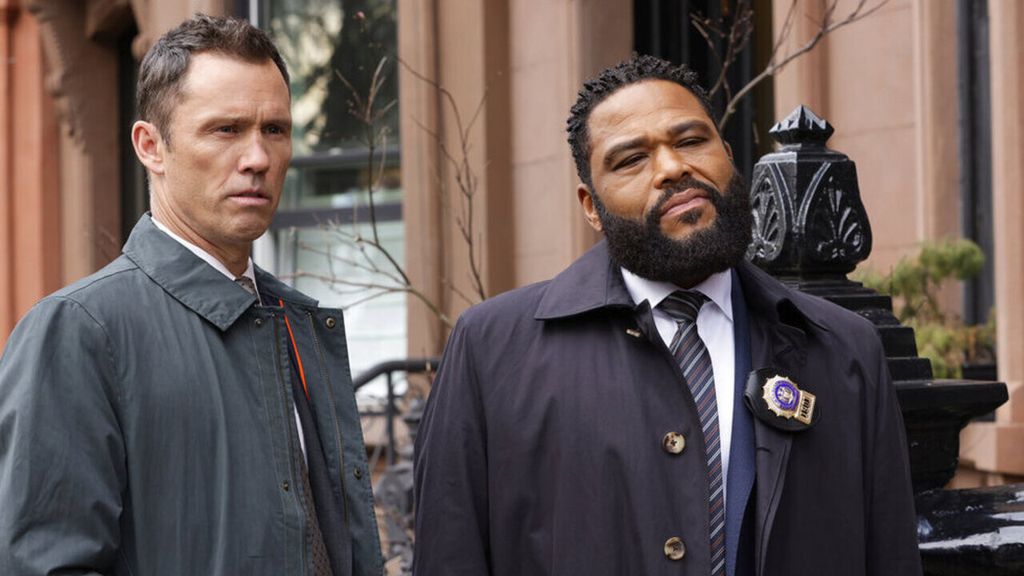 Law And Order Subverted Expectations With Season 21 Finale, But Is That ...