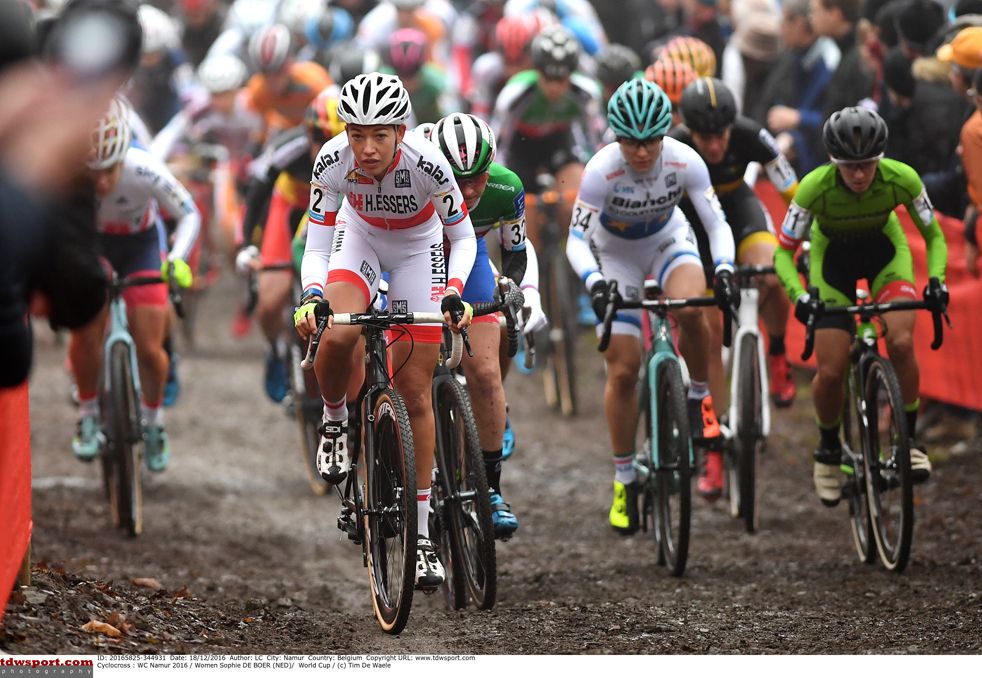 Sophie De Boer (Kalas-NNOF) leads the field