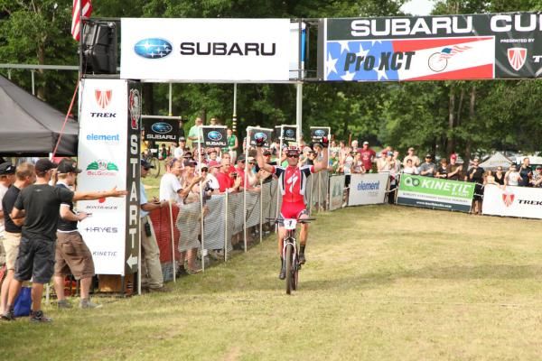 Max Plaxton (Specialized) wins in Wisconsin