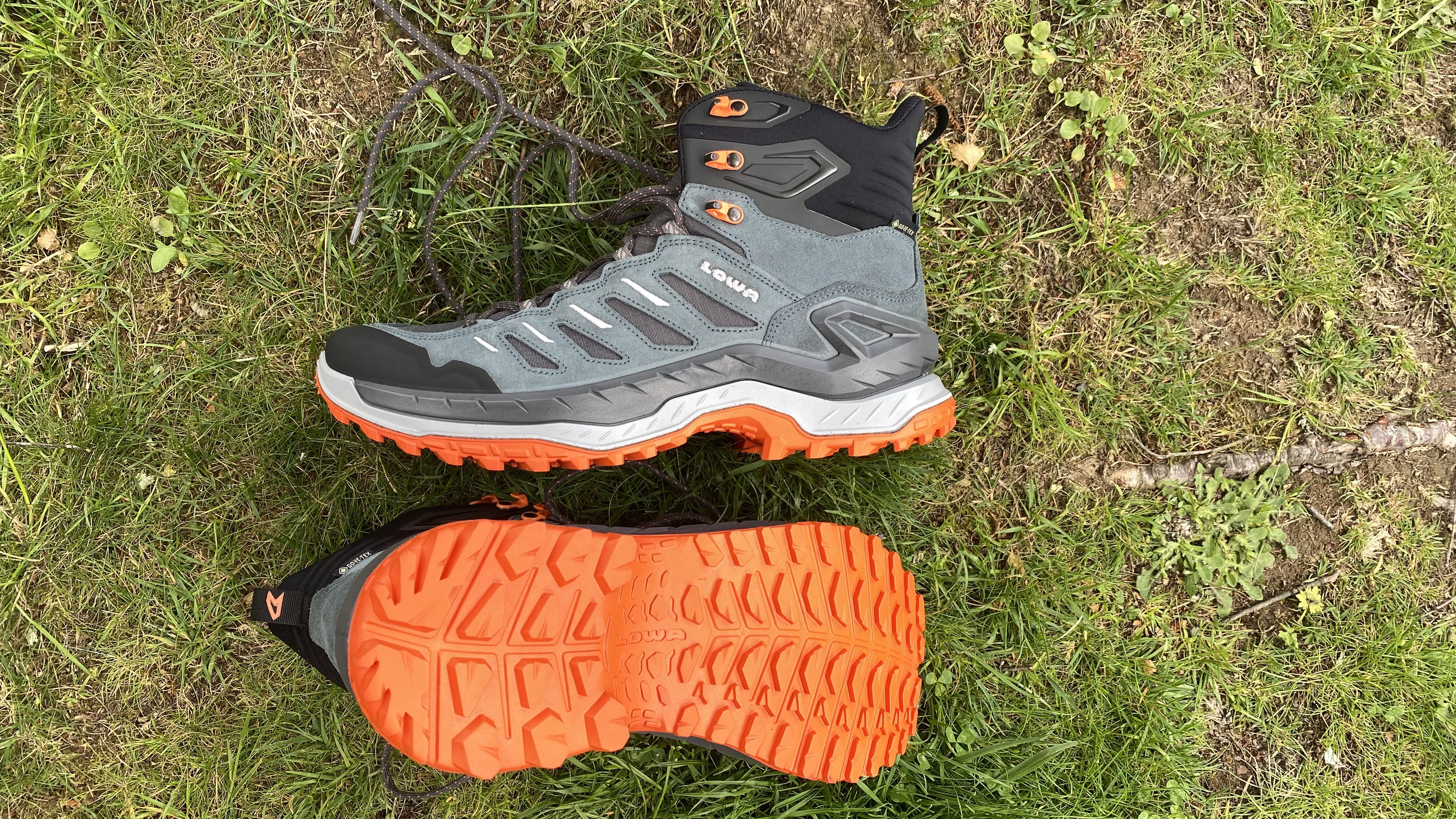 Lowa Innovo Mid GTX hiking boots pictured new, on grass