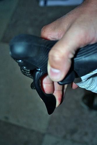 The gear lever now moves in a more nutural arc, refelcting the movement of your fingers.
