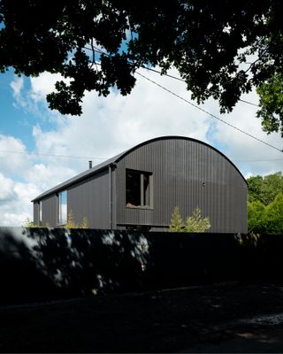 The Dutch Barn (West Sussex) by Sandy Rendel Architects Ltd