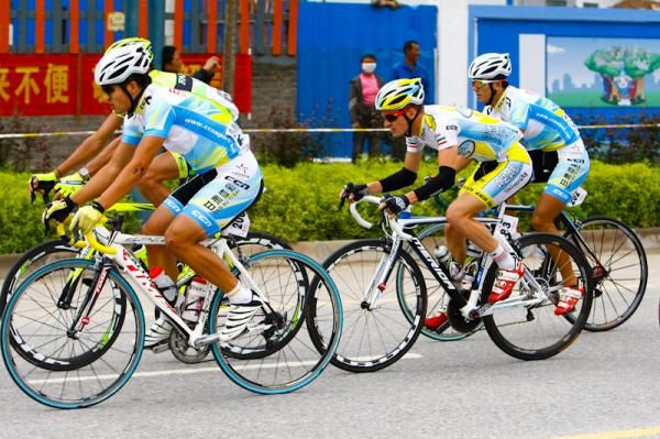 Oscar Pujol Munoz of Azad University Cross team in action
